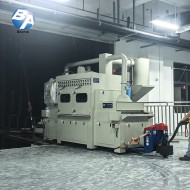 提升输送式喷砂机 