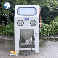 BA-700标准密闭干式喷砂机